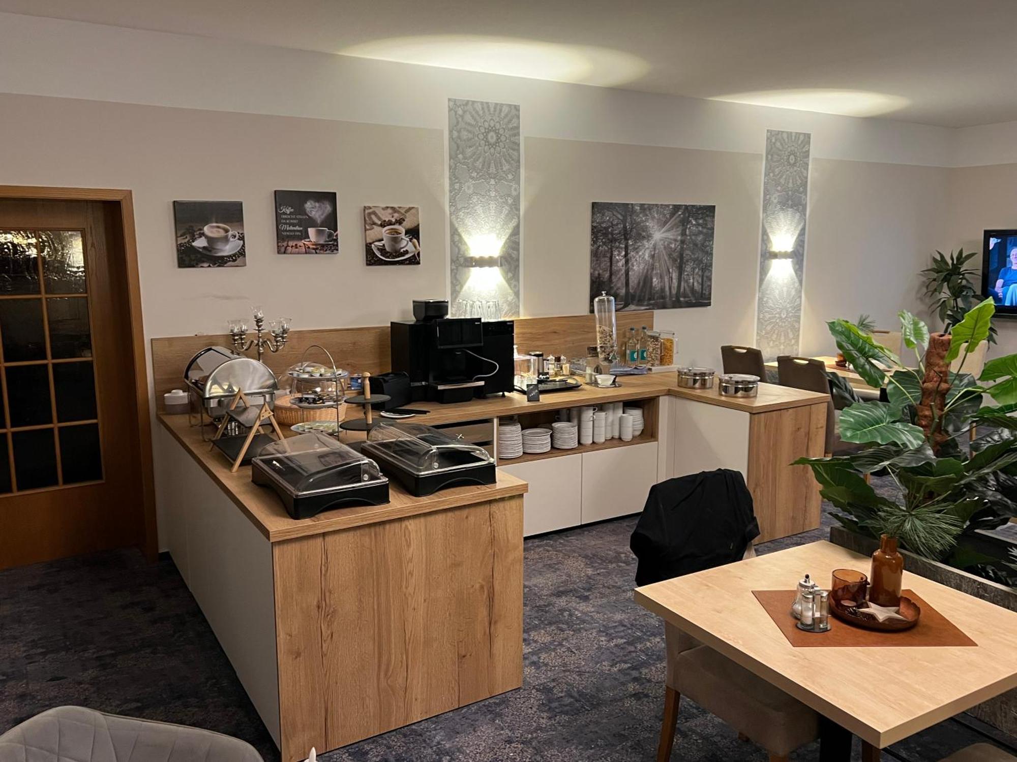 Gaestehaus Am Kurpark Hotel Garni ホルン・バート・マインベルク エクステリア 写真