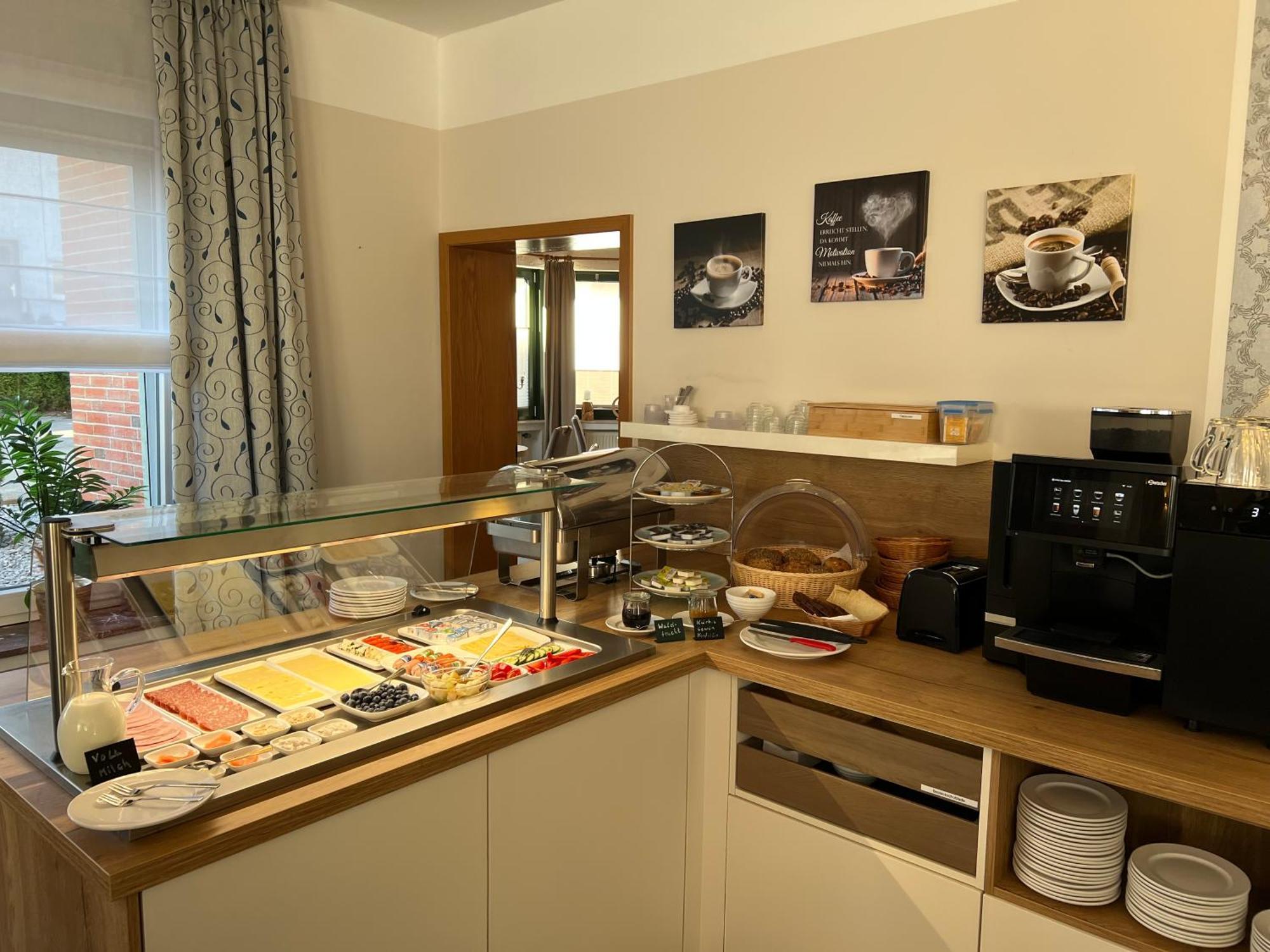 Gaestehaus Am Kurpark Hotel Garni ホルン・バート・マインベルク エクステリア 写真