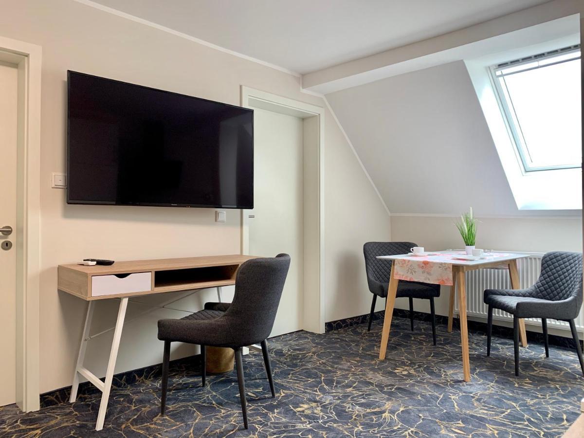 Gaestehaus Am Kurpark Hotel Garni ホルン・バート・マインベルク エクステリア 写真